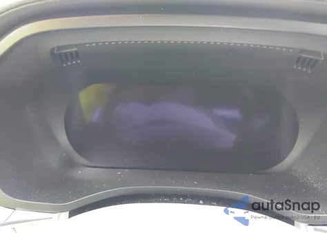 2023 Volvo Xc60 B5 Ultimate Bright Theme z USA, uszkodzony, nr VIN YV4L12DA1P1340199